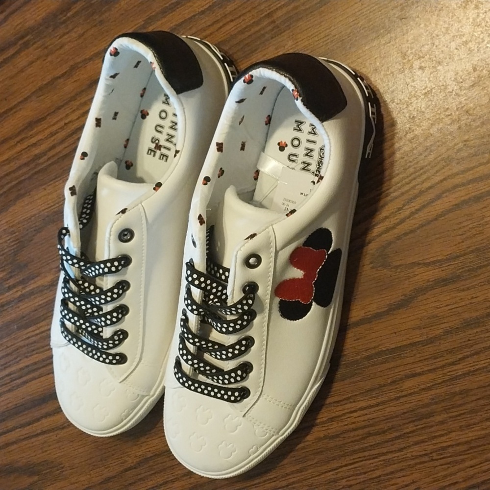 Disney Women's White and Black Sneakers